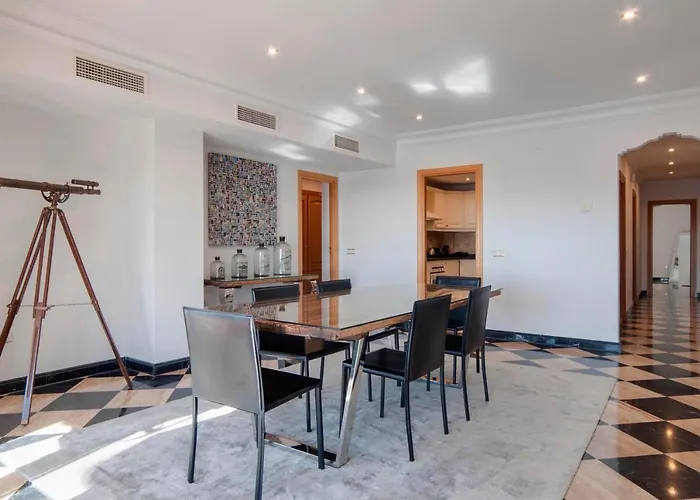 218 Puerto Banus Front Line 270 Meters Apartamento Marbella