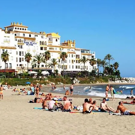 218 Puerto Banus Front Line 270 Meters Appartement Marbellac