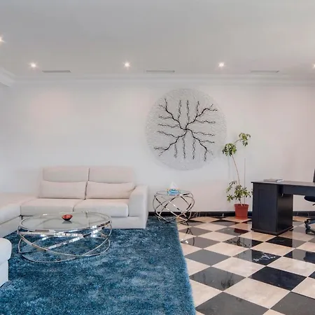 Apartment 218 Puerto Banus Front Line 270 Meters *