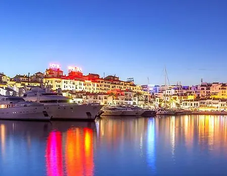 218 Puerto Banus Front Line 270 Meters Apartament Marbella