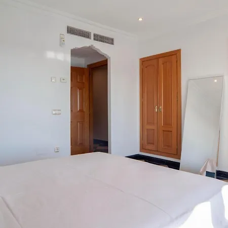 218 Puerto Banus Front Line 270 Meters * Marbella