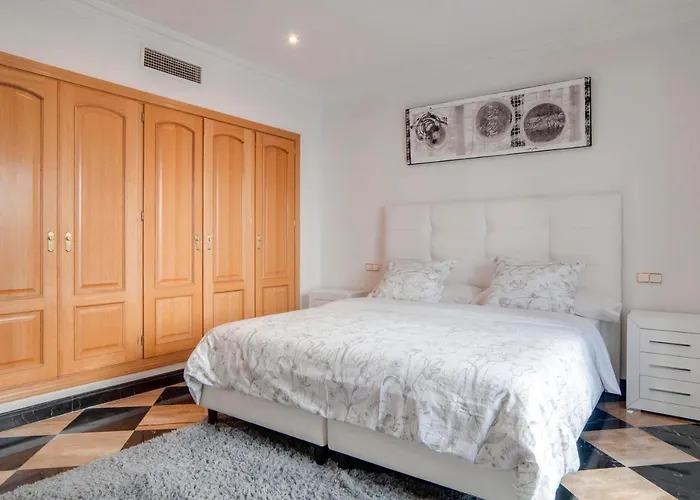 Apartmán 218 Puerto Banus Front Line 270 Meters Marbella