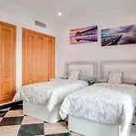 Apartament 218 Puerto Banus Front Line 270 Meters